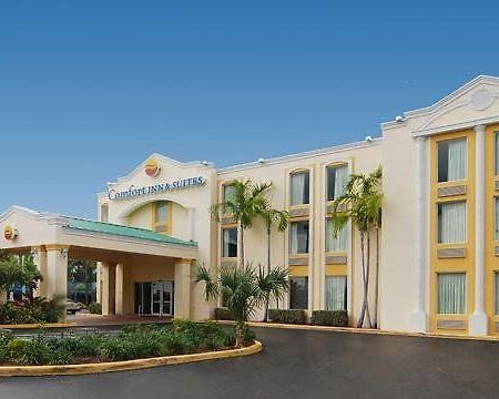 Comfort Inn & Suites Fort Lauderdale West Turnpike Lauderdale Lakes Exteriör bild