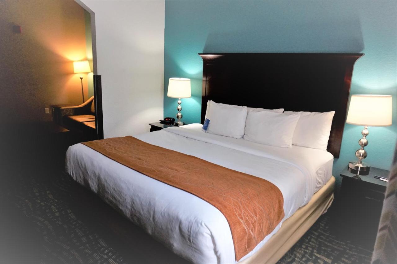 Comfort Inn & Suites Fort Lauderdale West Turnpike Lauderdale Lakes Exteriör bild
