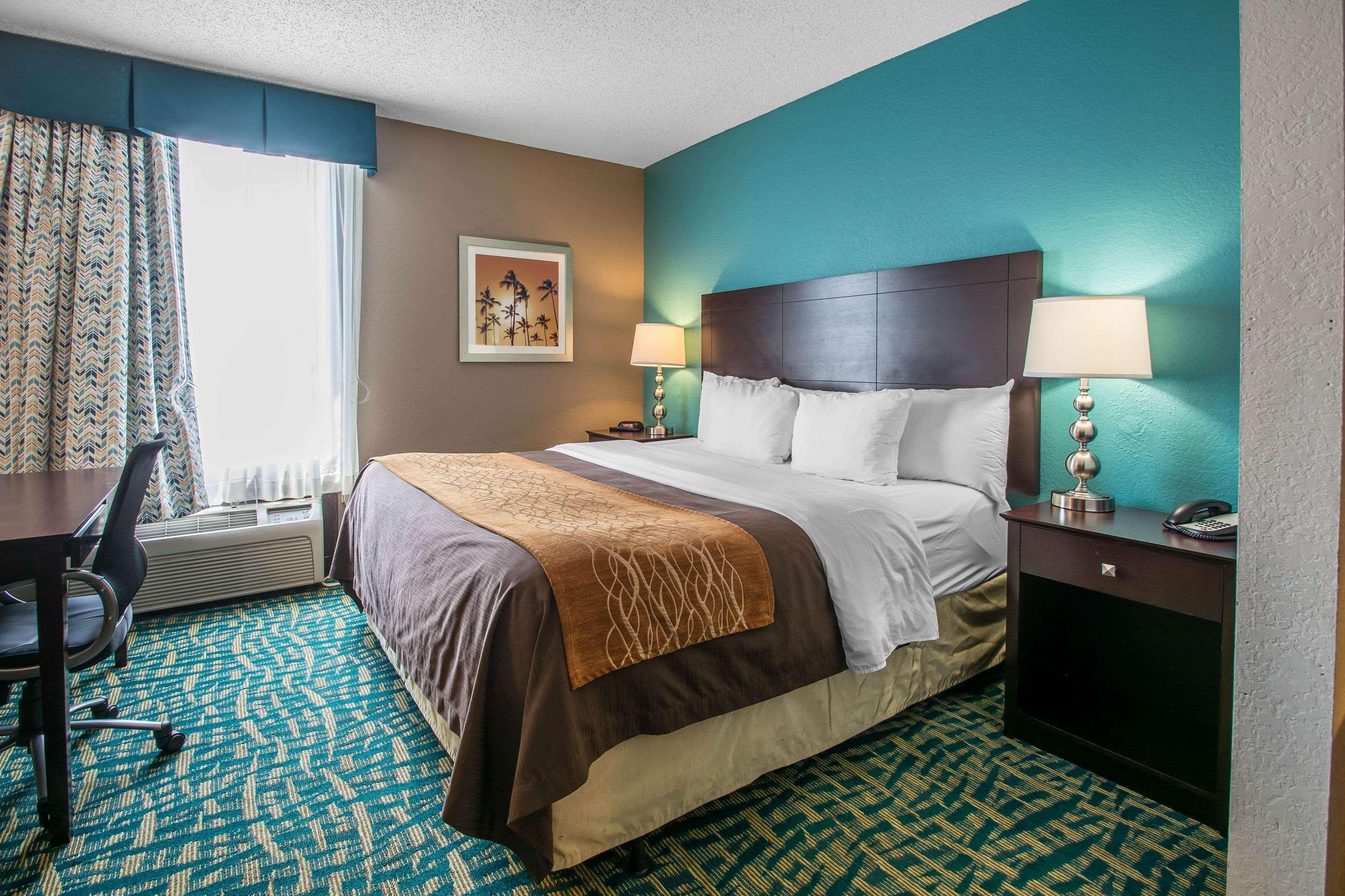 Comfort Inn & Suites Fort Lauderdale West Turnpike Lauderdale Lakes Exteriör bild