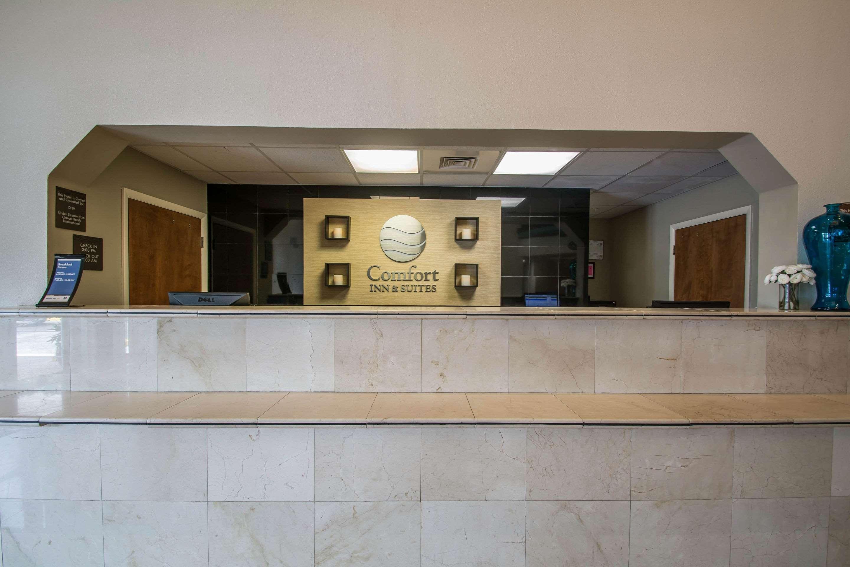 Comfort Inn & Suites Fort Lauderdale West Turnpike Lauderdale Lakes Exteriör bild