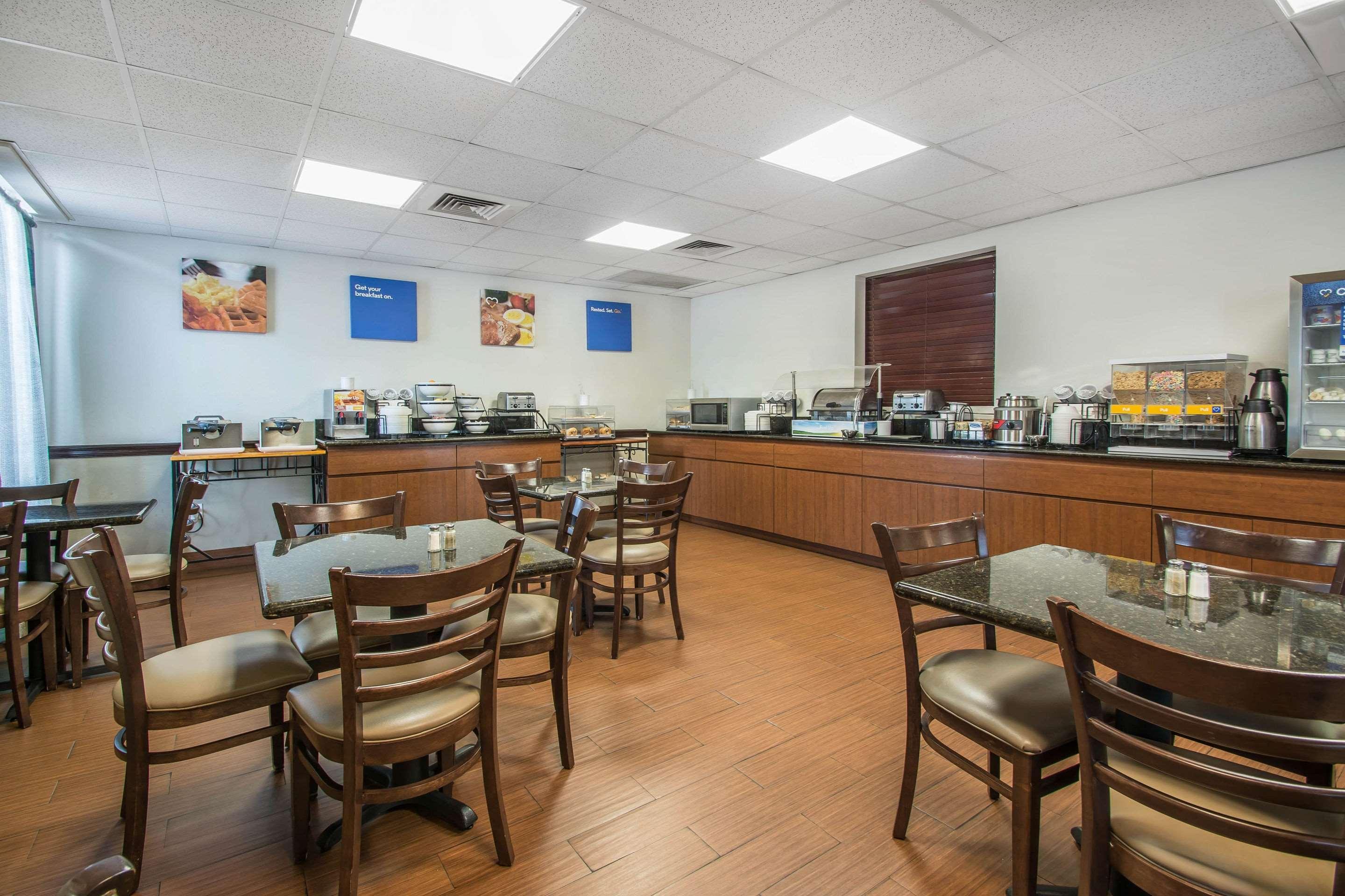 Comfort Inn & Suites Fort Lauderdale West Turnpike Lauderdale Lakes Exteriör bild