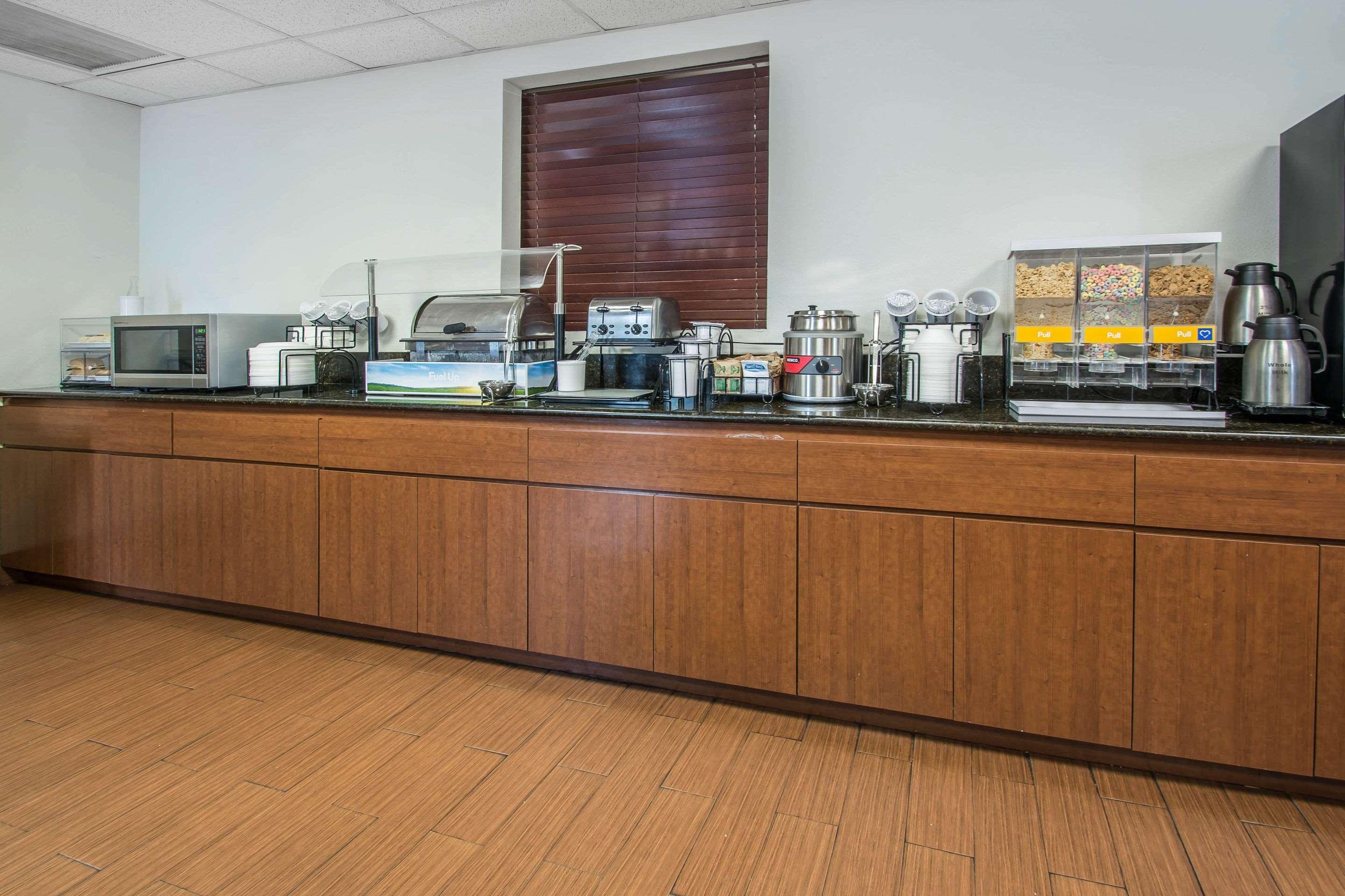 Comfort Inn & Suites Fort Lauderdale West Turnpike Lauderdale Lakes Exteriör bild