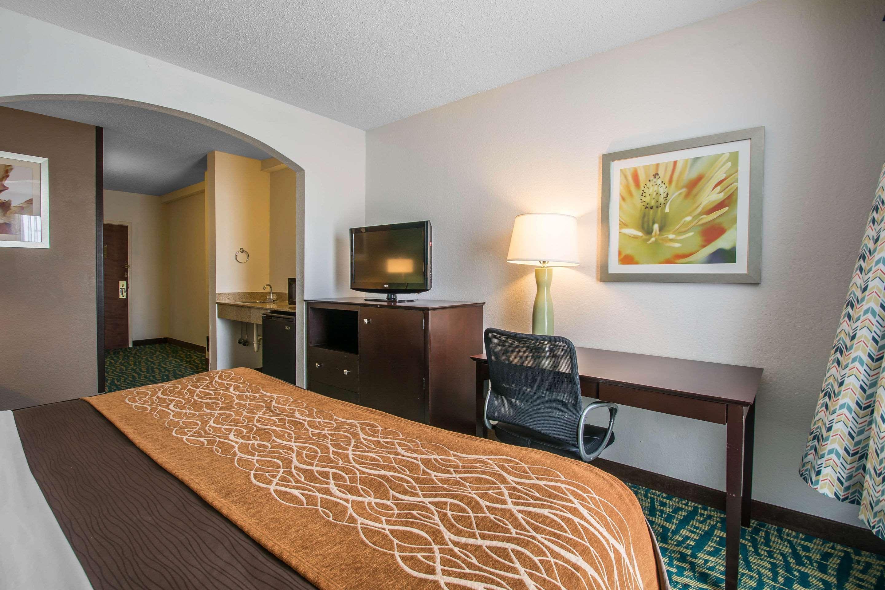 Comfort Inn & Suites Fort Lauderdale West Turnpike Lauderdale Lakes Exteriör bild